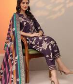 women floral printed regular thread work kurta with trousers & with dupatta