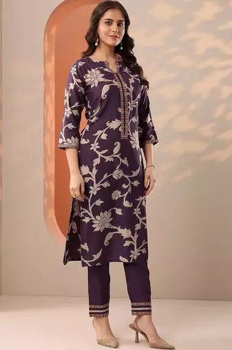women floral printed regular thread work kurta with trousers & with dupatta