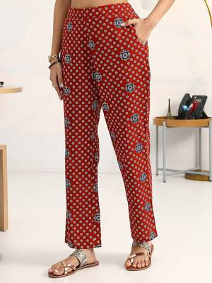women ethnic motifs printed regular cotton blend kurta with trousers & with dupatta 7
