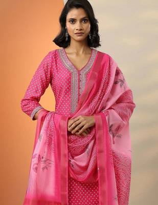 bandhani printed thread work straight kurta with trousers & dupatta 2