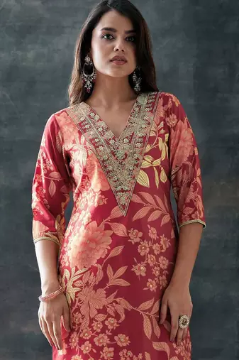 floral printed v-neck straight kurta with trousers & dupatta