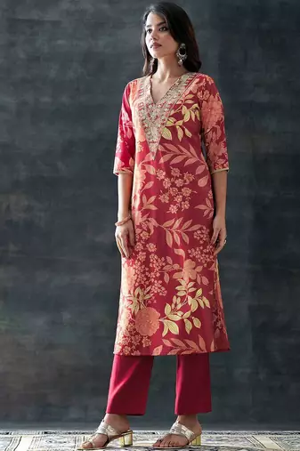 floral printed v-neck straight kurta with trousers & dupatta