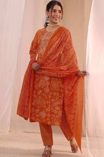 women ethnic motifs printed regular thread work kurta with trousers & with dupatta