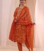 women ethnic motifs printed regular thread work kurta with trousers & with dupatta