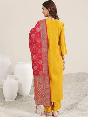 floral embroidered v neck sequinned kurta with trousers & dupatta 4