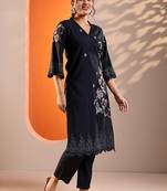 women floral embroidered kurta with trouser