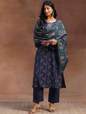 blue floral embroidered zari kurta with trousers & dupatta 1