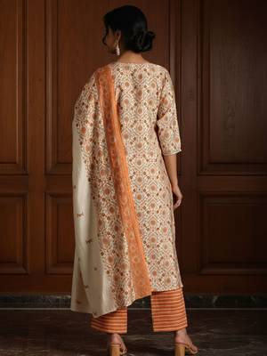 ethnic motifs printed kurta with trousers & dupatta 4