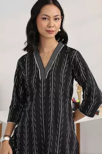women printed regular cotton blend kurta with palazzos & with dupatta