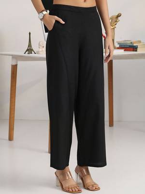 women printed regular cotton blend kurta with palazzos & with dupatta 7