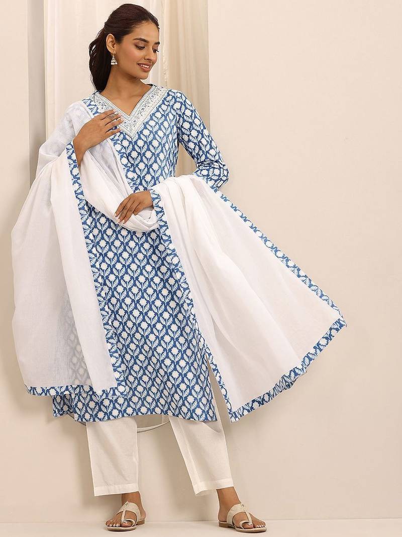 women floral printed kurta with trousers & with dupatta