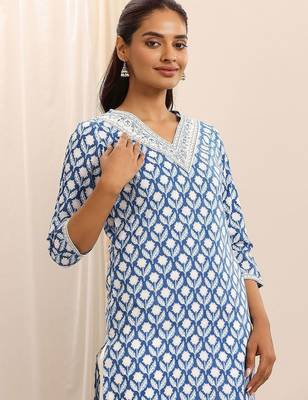 women floral printed kurta with trousers & with dupatta 6