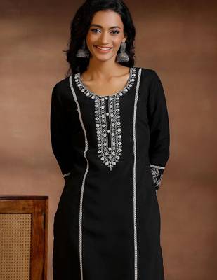 floral yoke design panelled sequinned kurta with trousers & dupatta 6
