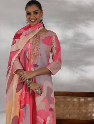 floral printed regular thread work straight kurta with trousers with dupatta 2