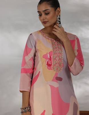 floral printed regular thread work straight kurta with trousers with dupatta 3