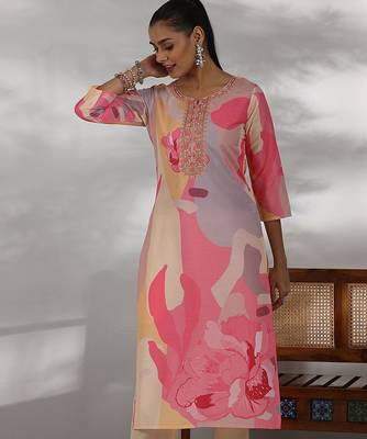 floral printed regular thread work straight kurta with trousers with dupatta 6