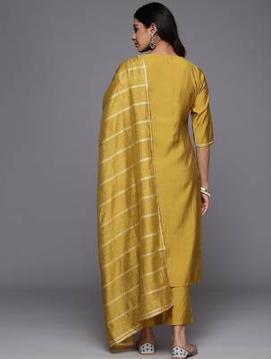 floral embroidered straight zari work kurta with trousers & dupatta 6