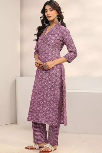 women ethnic motifs printed regular kurta with trousers & with dupatta