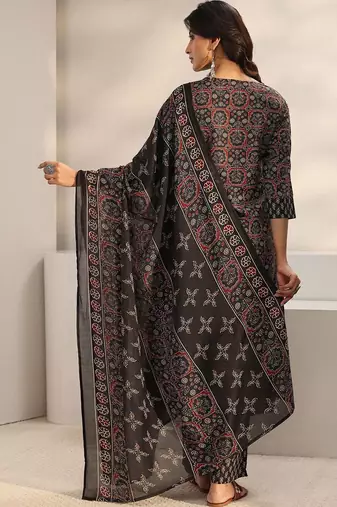 women ethnic motifs printed regular kurta with trousers & with dupatta