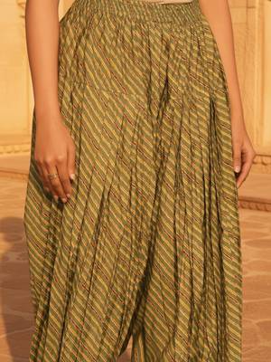 floral printed regular mirror work kurta with salwar & dupatta 5