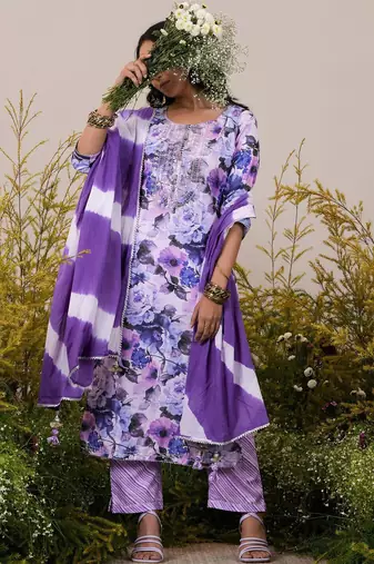 floral embroidered regular kurta with trousers & dupatta