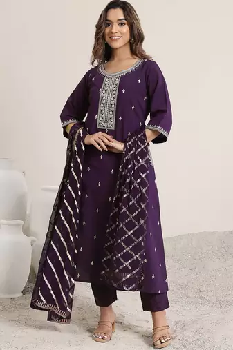 purple floral embroidered sequinned a-line kurta with trousers & dupatta