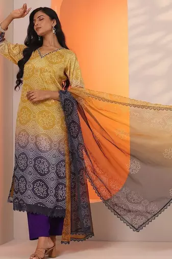 women ethnic motifs printed regular kurta with trousers & with dupatta