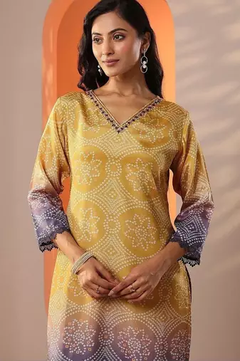 women ethnic motifs printed regular kurta with trousers & with dupatta