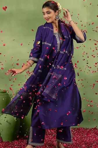 ethnic motifs yoke design sequinned straight kurta with trousers & dupatta