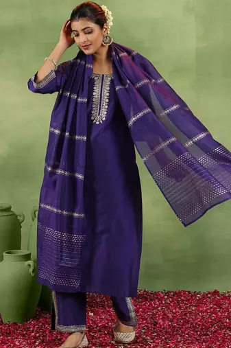 ethnic motifs yoke design sequinned straight kurta with trousers & dupatta