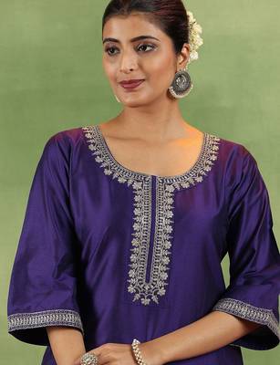 ethnic motifs yoke design sequinned straight kurta with trousers & dupatta 3