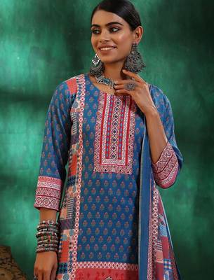 floral printed mirror work linen kurta with trousers & dupatta 7