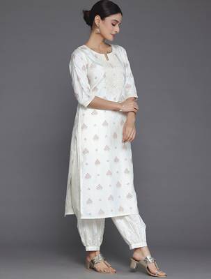 floral printed regular sequinned kurta with salwar & dupatta 4