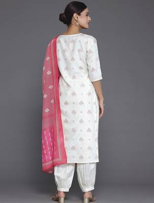 floral printed regular sequinned kurta with salwar & dupatta 5