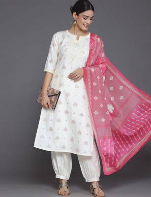 floral printed regular sequinned kurta with salwar & dupatta 6