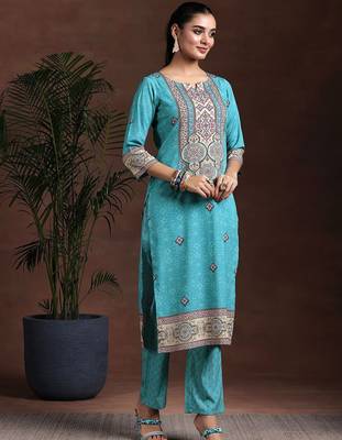 ethnic motifs printed notch neck straight kurta with trousers & dupatta 4