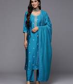 ethnic motifs embroidered straight kurta with trousers & dupatta