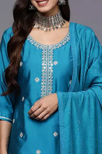 ethnic motifs embroidered straight kurta with trousers & dupatta