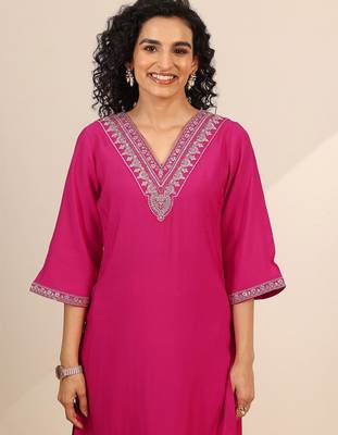 floral yoke design v-neck zari straight kurta with trousers and dupatta 6