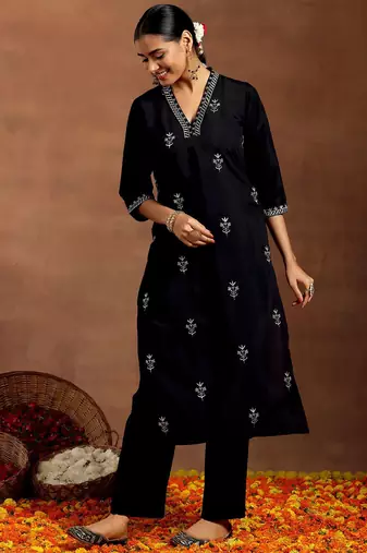 floral embroidered kurta with trouser & dupatta