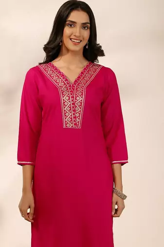 women embroidered regular kurta with trousers & with dupatta