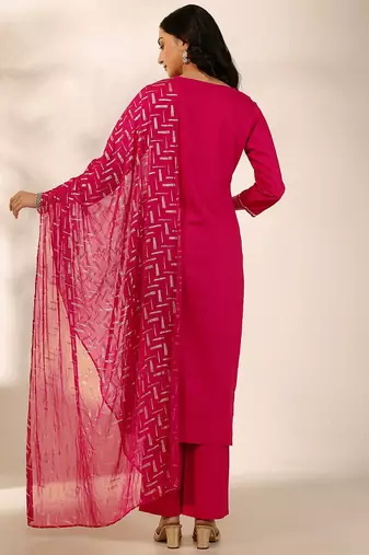 women embroidered regular kurta with trousers & with dupatta