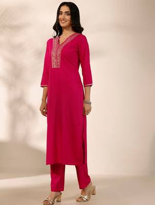 women embroidered regular kurta with trousers & with dupatta 5
