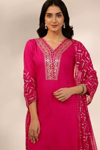 women embroidered regular kurta with trousers & with dupatta