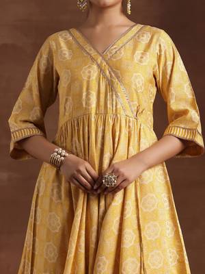 womens yellow printed anarkali kurta with trousers & dupatta 3