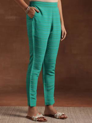 floral printed notched neck straight kurta with trousers & dupatta 7