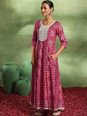womens pink printed anarkali kurta with churidar & dupatta 5