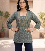 Green  pure cotton printed tunic for women