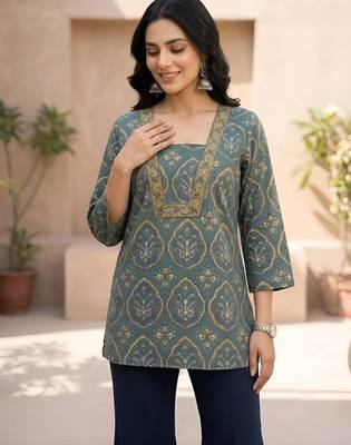 Green  pure cotton printed tunic for women 4