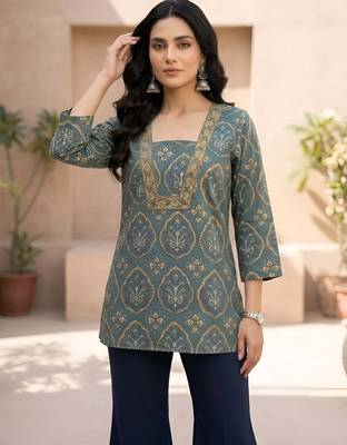 Green  pure cotton printed tunic for women 5